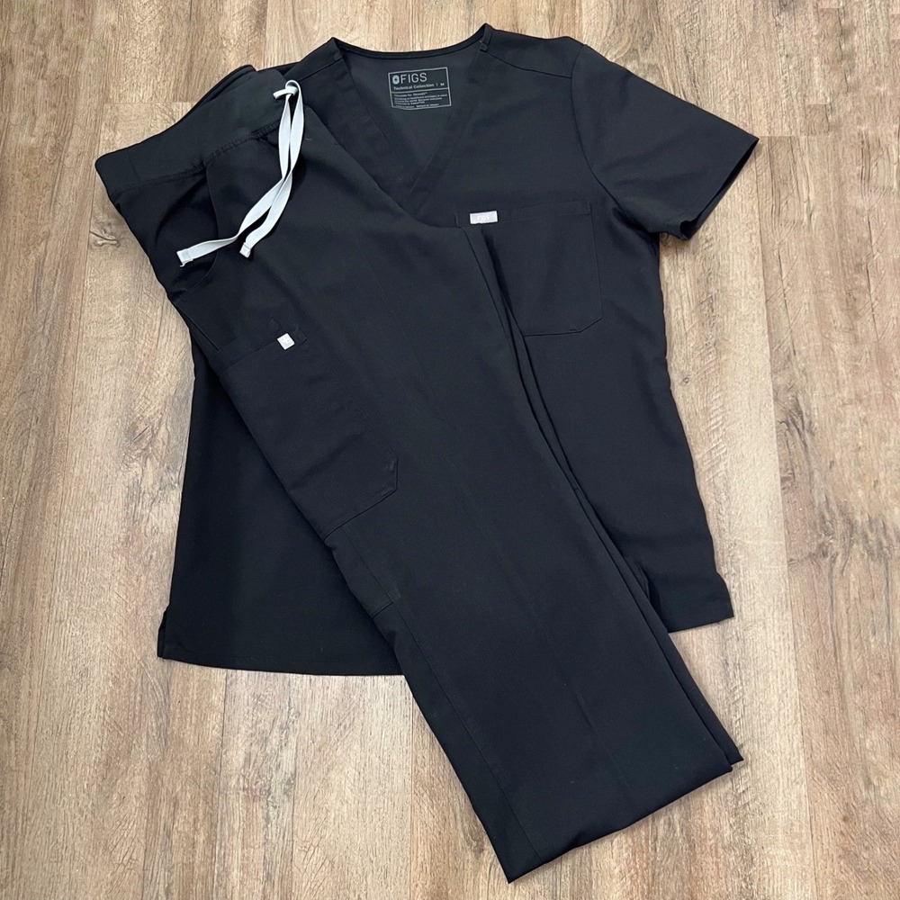 Black Scrub Set Catarina Top M Kade Cargo Pants M Tall Technical Collection